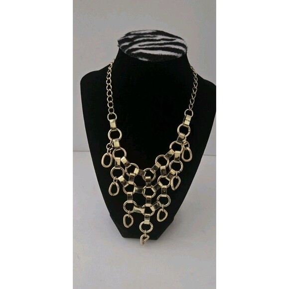 Art Deco Gold-tone Victorian Revival Style Statement Necklace - Picture 5 of 7